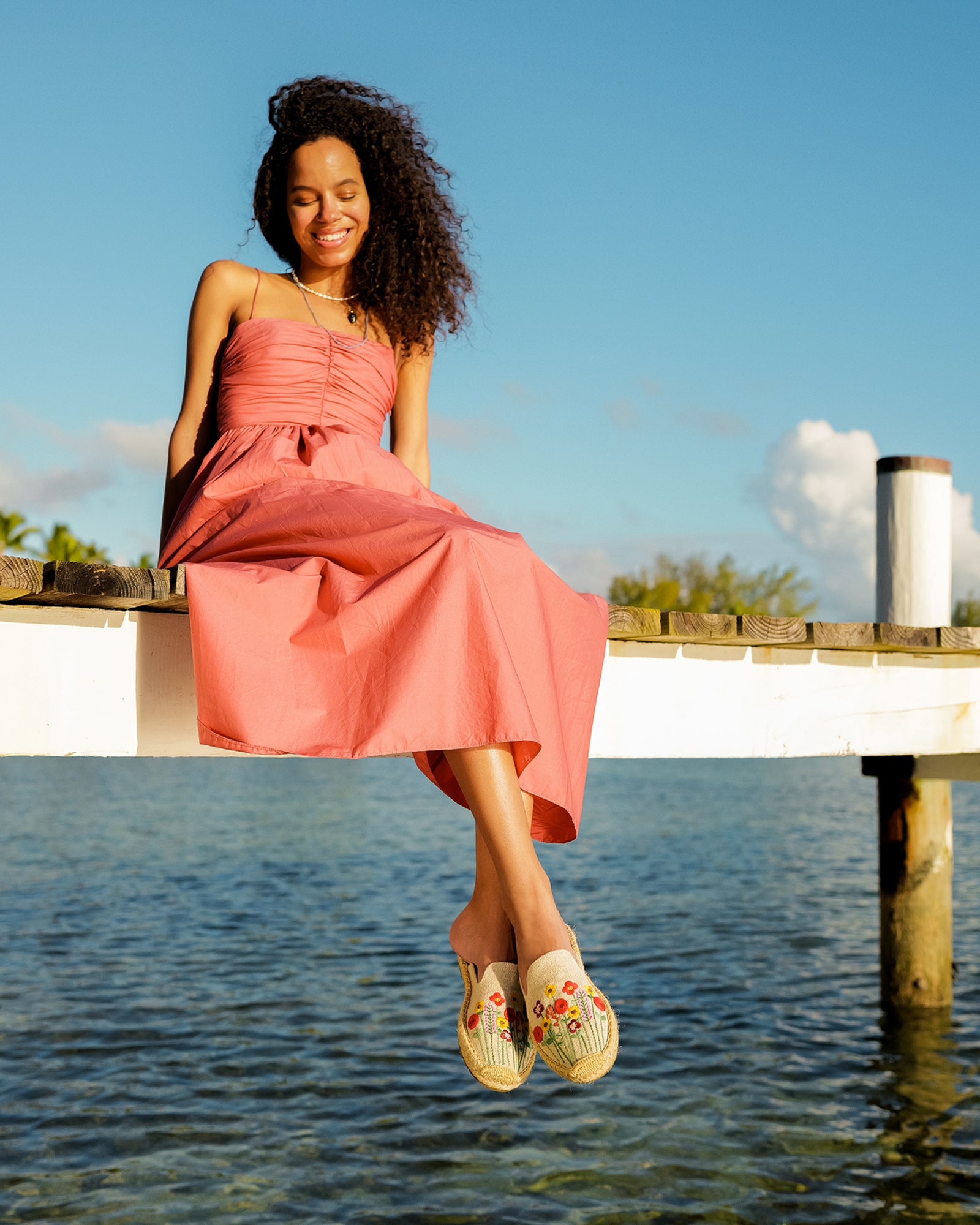 WomensEspadrillesThe Smoking MuleEmbroideryNatural Undyed  Summer Flowers