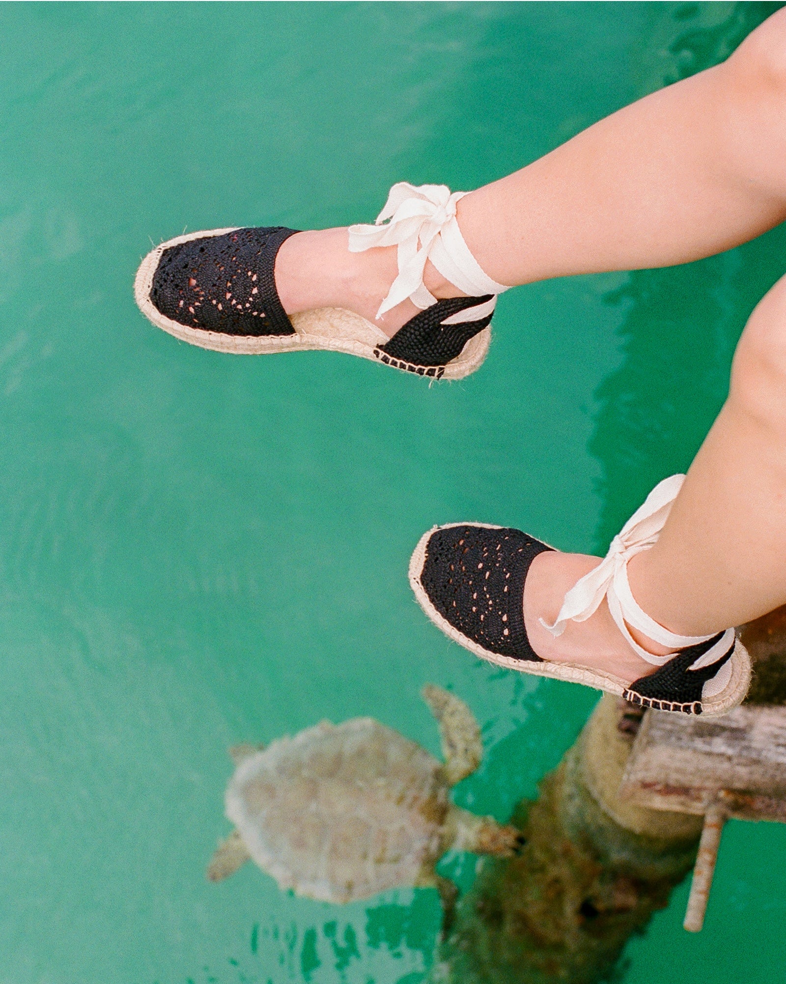 WomensEspadrillesThe Lauren Lace UpCrochetNoche Black