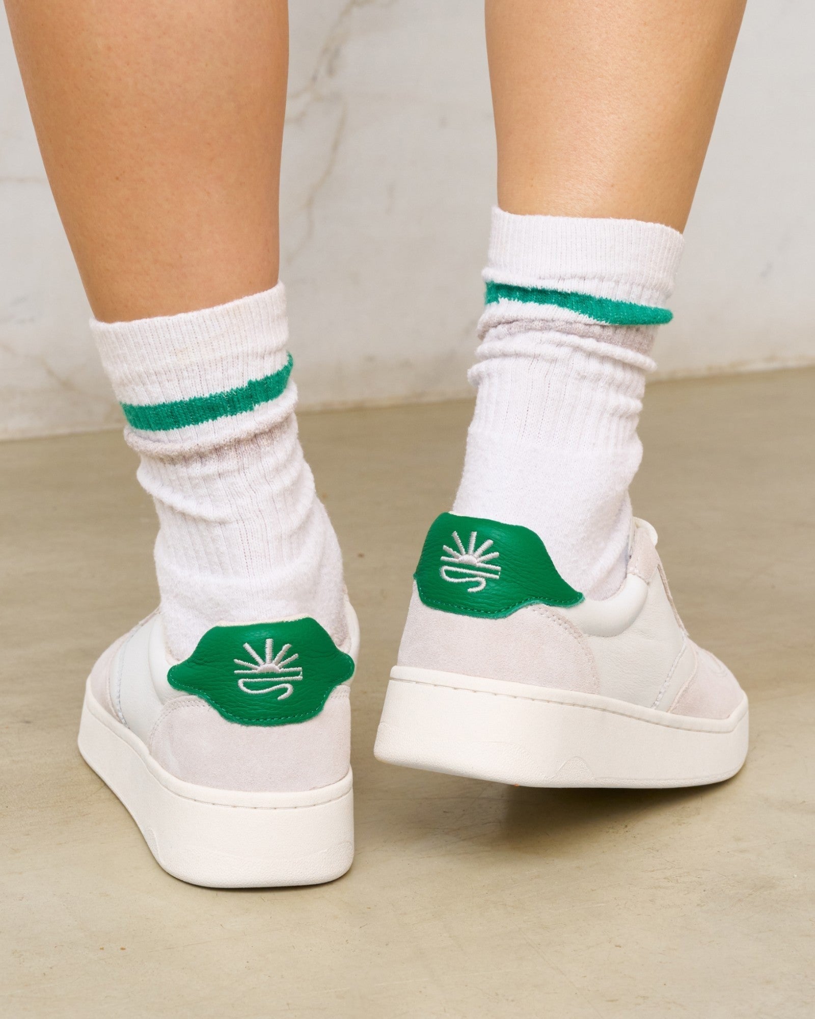 WomensSneakersThe RomaLeather ColorsKelly Green