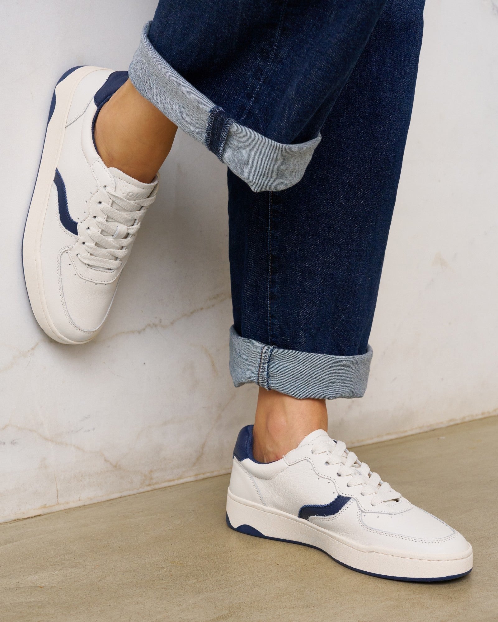 WomensSneakersThe RomaLeather ColorsWhite  Marine Blue