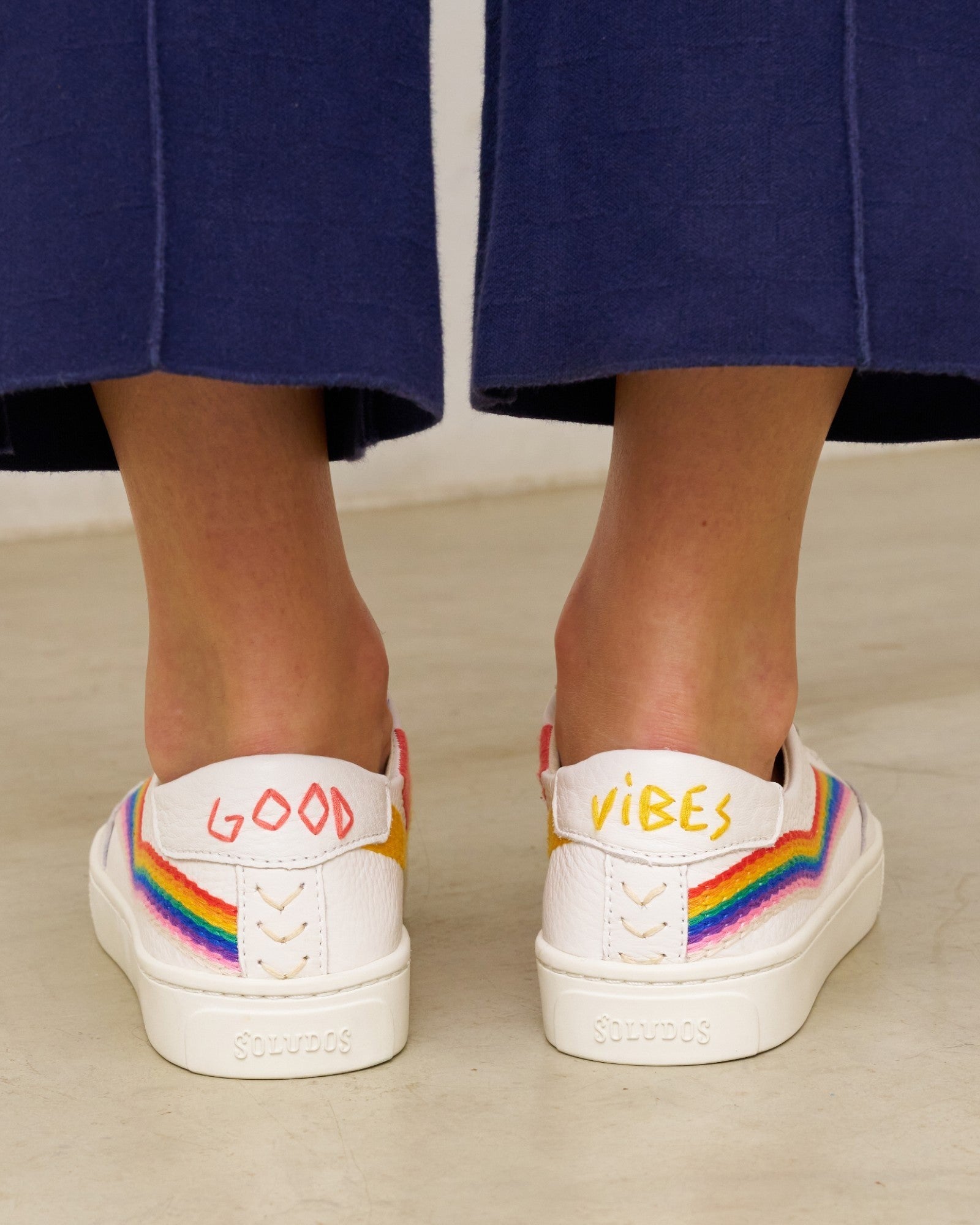 WomensSneakersThe IbizaEmbroideryOasis White  Rainbow Wave