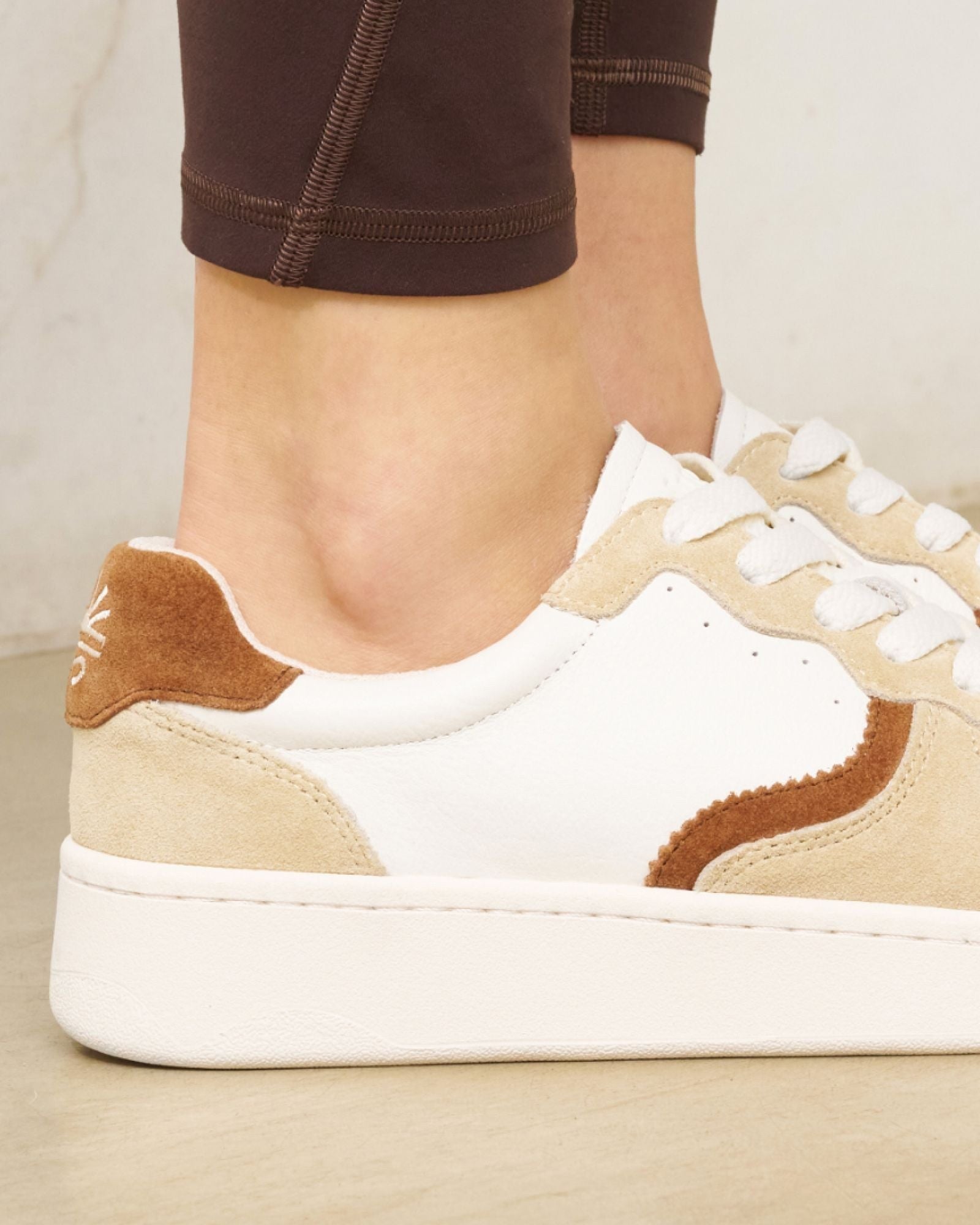 WomensSneakersThe RomaLeather ColorsEarthy Neutrals